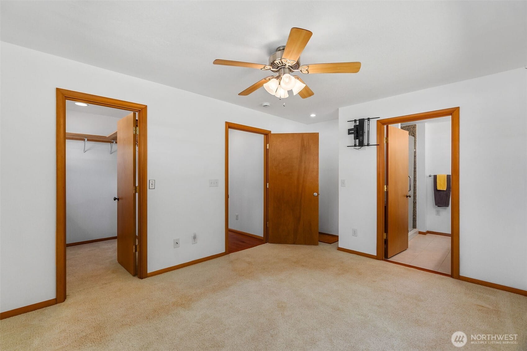Olympia, Washington, 98512, United States, 2 Bedrooms Bedrooms, ,1 BathroomBathrooms,Residential,For Sale,1885373