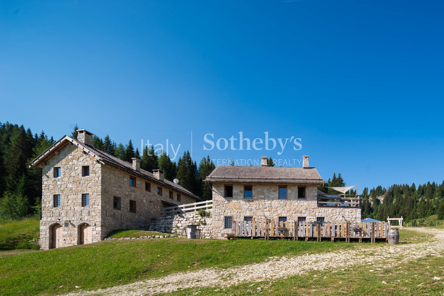  Modern ski-in/ski-out chalet in the Alps - 物件實景