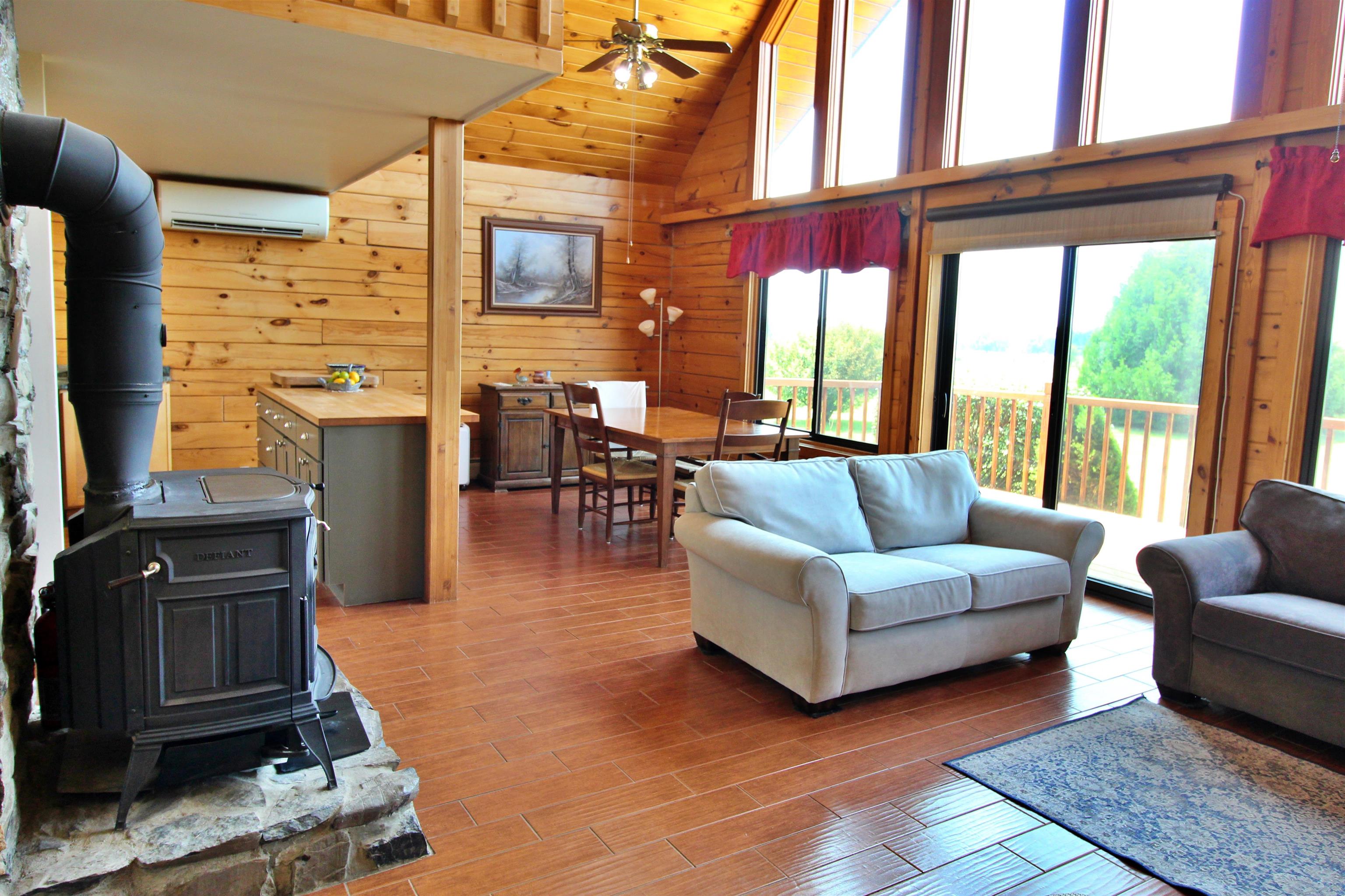 Grand Isle, Vermont, 05458, United States, 2 Bedrooms Bedrooms, ,Residential,For Sale,1828105