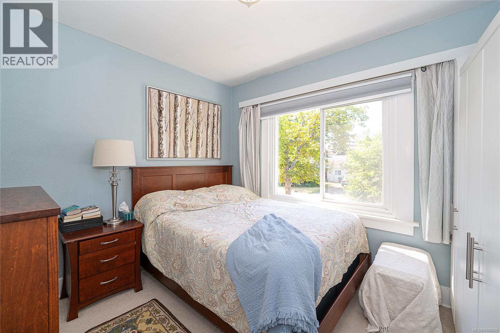 SAANICH, British Columbia, V8Z 3T7, CA, 2 Bedrooms Bedrooms, ,2 BathroomsBathrooms,Residential,For Sale,1948861