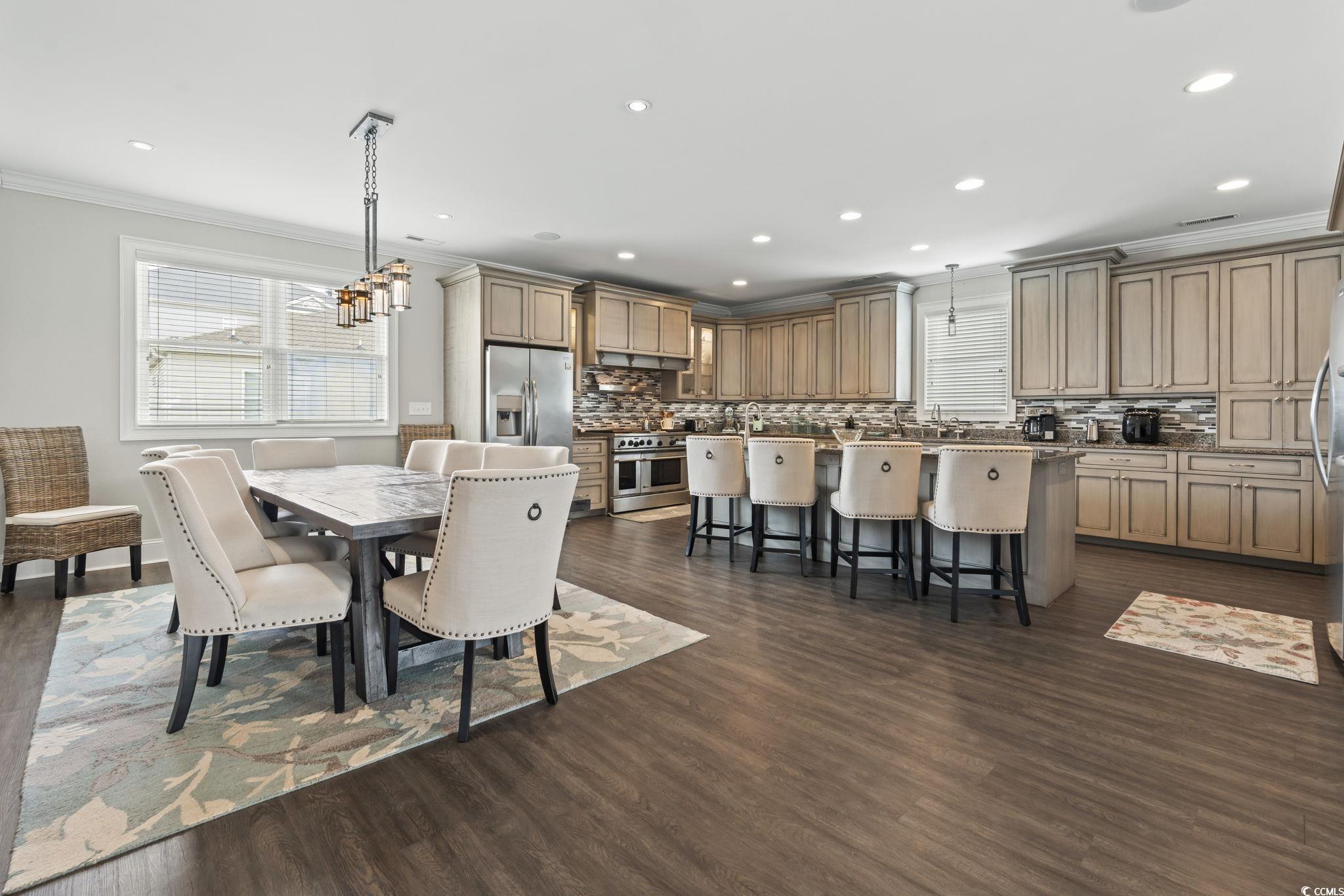 North Myrtle Beach, South Carolina, 29582, United States, 5 Bedrooms Bedrooms, ,6 BathroomsBathrooms,Residential,For Sale,1839479