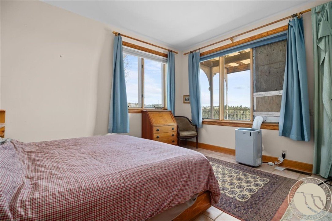 Billings, Montana, 59101, United States, 5 Bedrooms Bedrooms, ,4 BathroomsBathrooms,Residential,For Sale,1977602