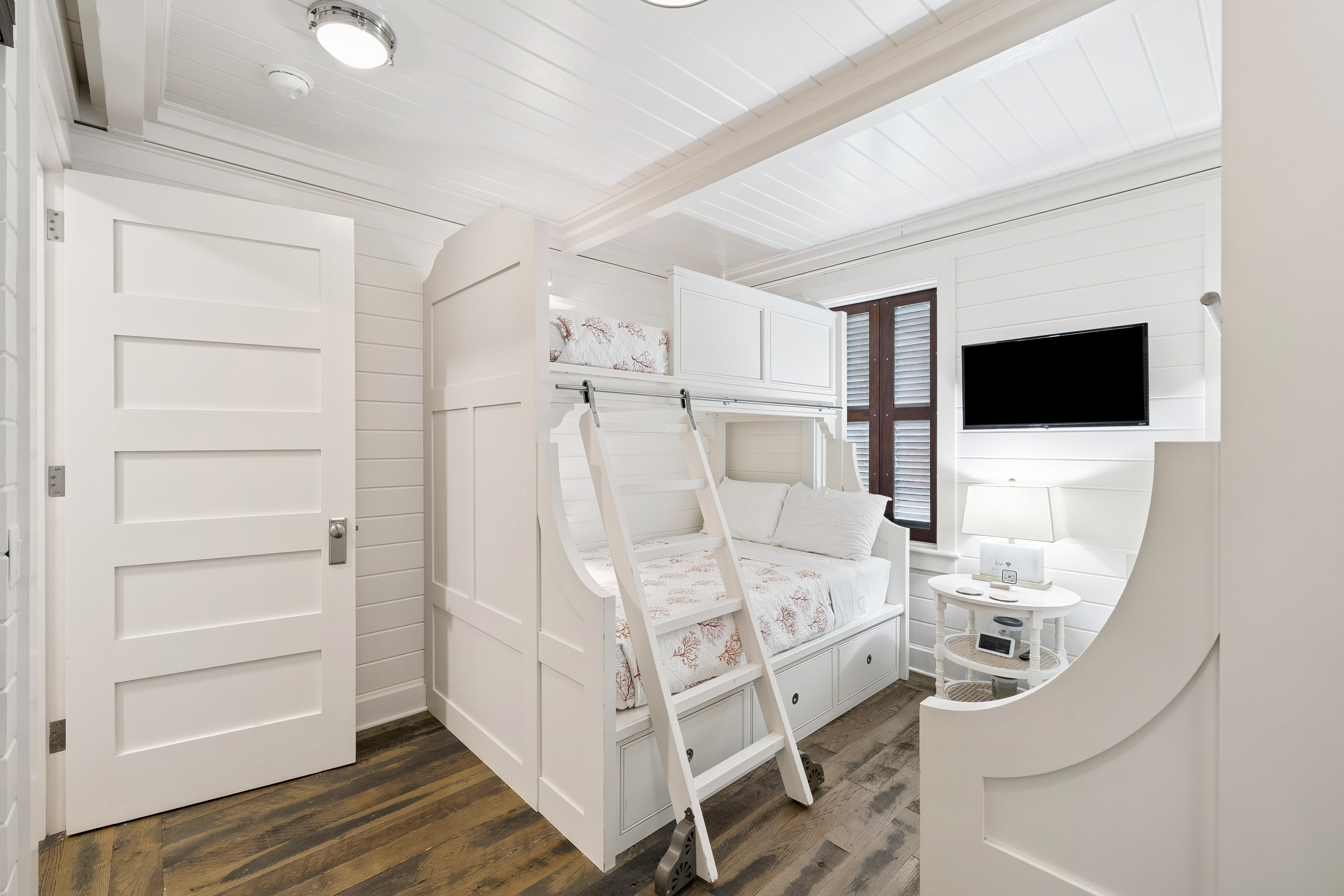  An Iconic Seaside Beach Retreat with Panoramic Gulf Views - 物件實景
