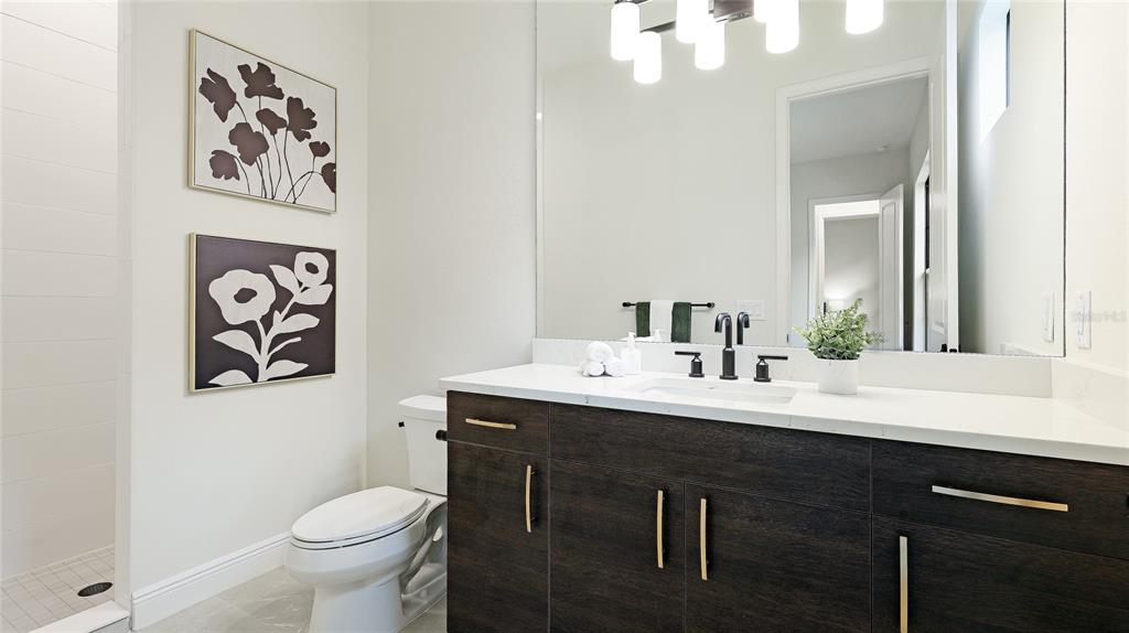 Sarasota, Florida, 34240, United States, 4 Bedrooms Bedrooms, ,4 BathroomsBathrooms,Residential,For Sale,1987779