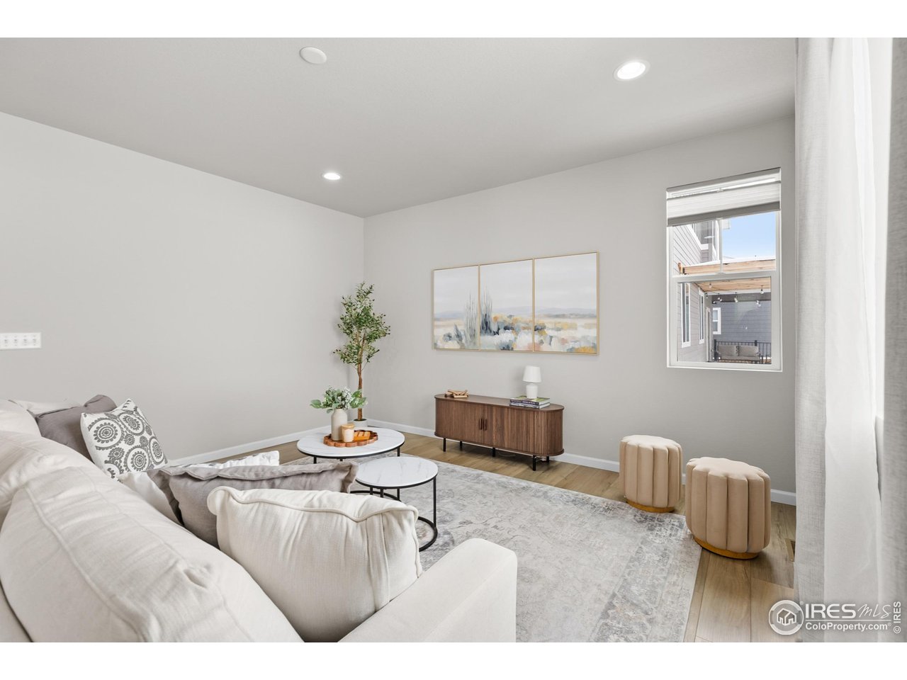 Erie, Colorado, 80516, United States, 4 Bedrooms Bedrooms, ,4 BathroomsBathrooms,Residential,For Sale,2001659