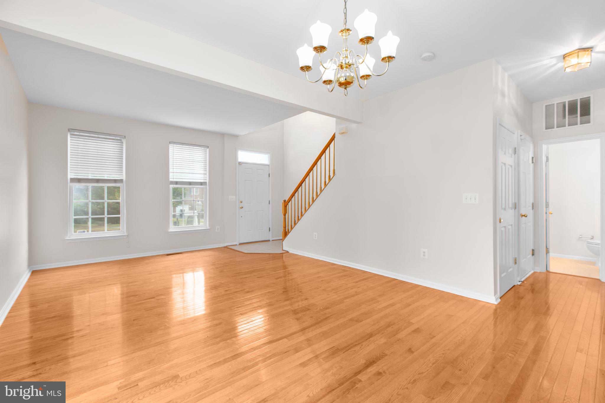 Dumfries, Virginia, 22026, United States, 4 Bedrooms Bedrooms, ,4 BathroomsBathrooms,Residential,For Sale,1977834