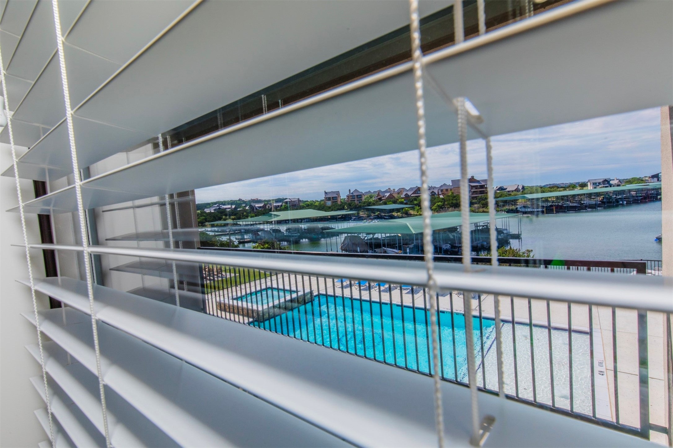 Possum Kingdom Lake, Texas, 76449, United States, 2 Bedrooms Bedrooms, ,2 BathroomsBathrooms,Residential,For Sale,1977321