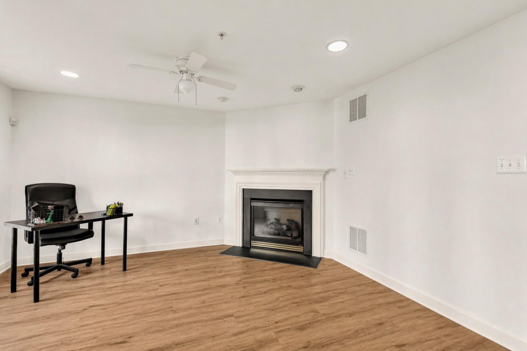  2309 Georgia Village Way, Silver Spring, MD, 20902 - 物件實景