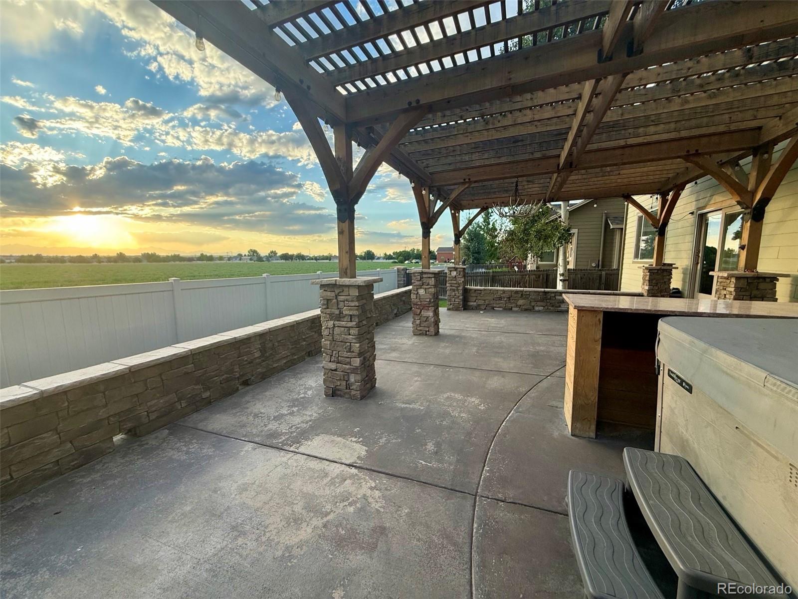 Henderson, Colorado, 80640, United States, 5 Bedrooms Bedrooms, ,3 BathroomsBathrooms,Residential,For Sale,2002056