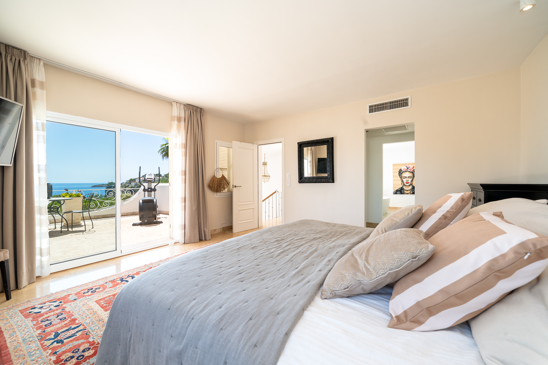  Mediterranean villa just steps from the sea in Sol de Mallorca - 物件實景