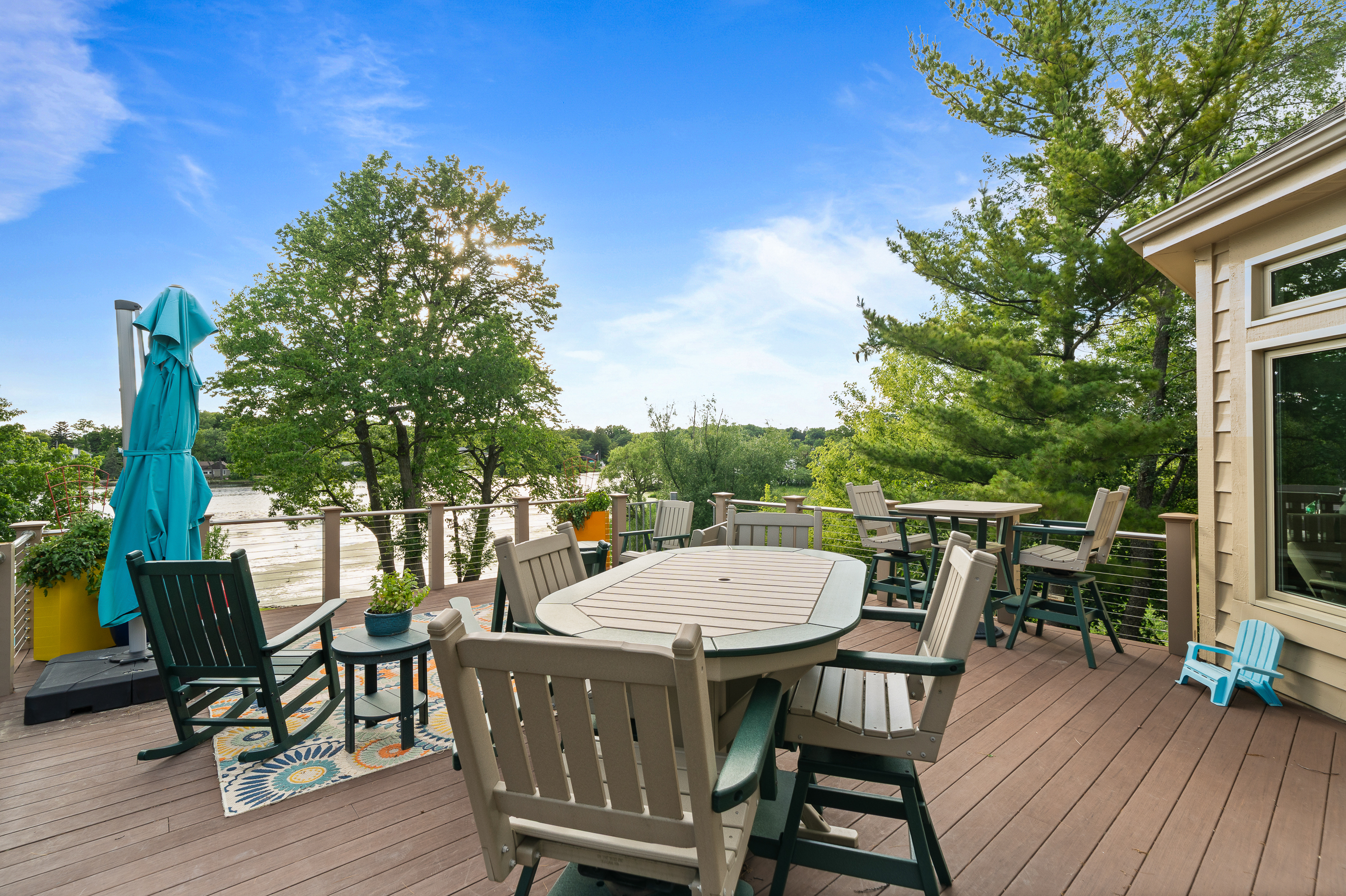  The Pinnacle of Luxury Living: 2.3-Acre Private Tichigan Lake Estate - 物件實景
