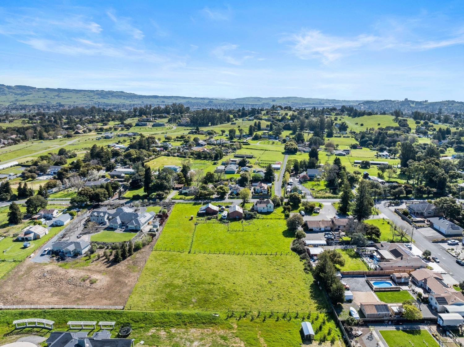Petaluma, California, 94952, United States, 3 Bedrooms Bedrooms, ,1 BathroomBathrooms,Residential,For Sale,1758452