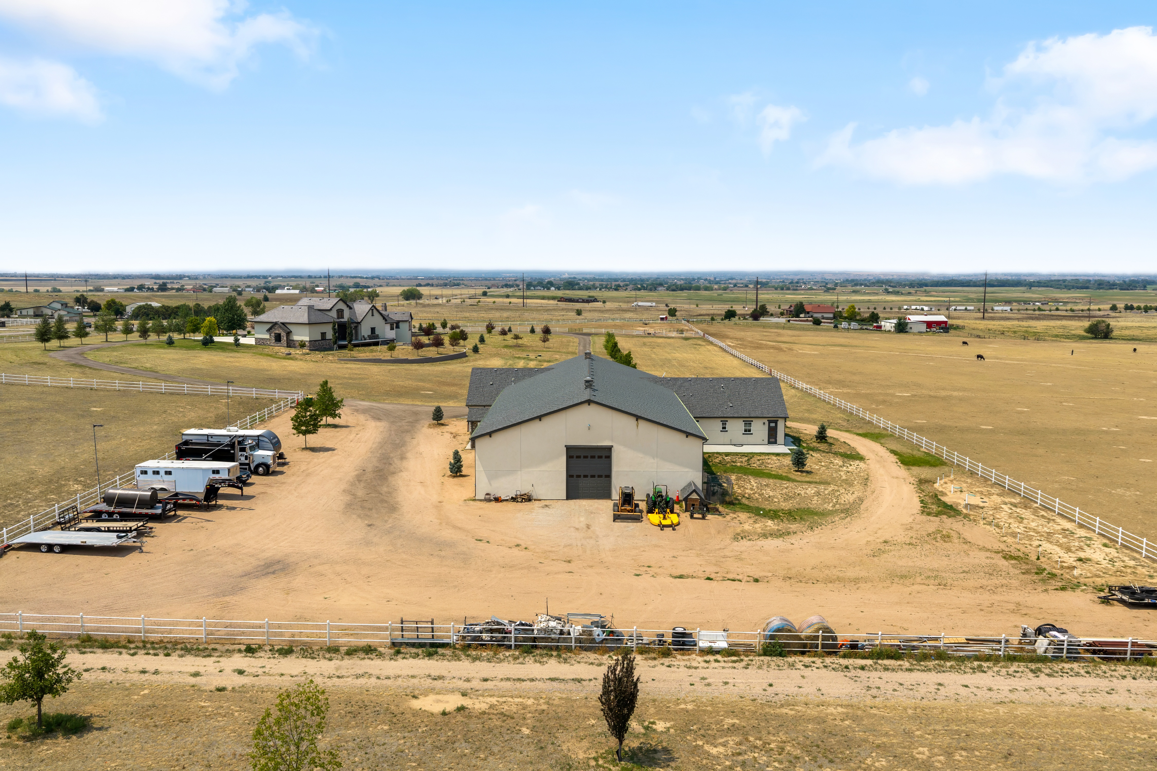  Breathtaking custom estate on 35 agriculturally zoned acres - 物件實景