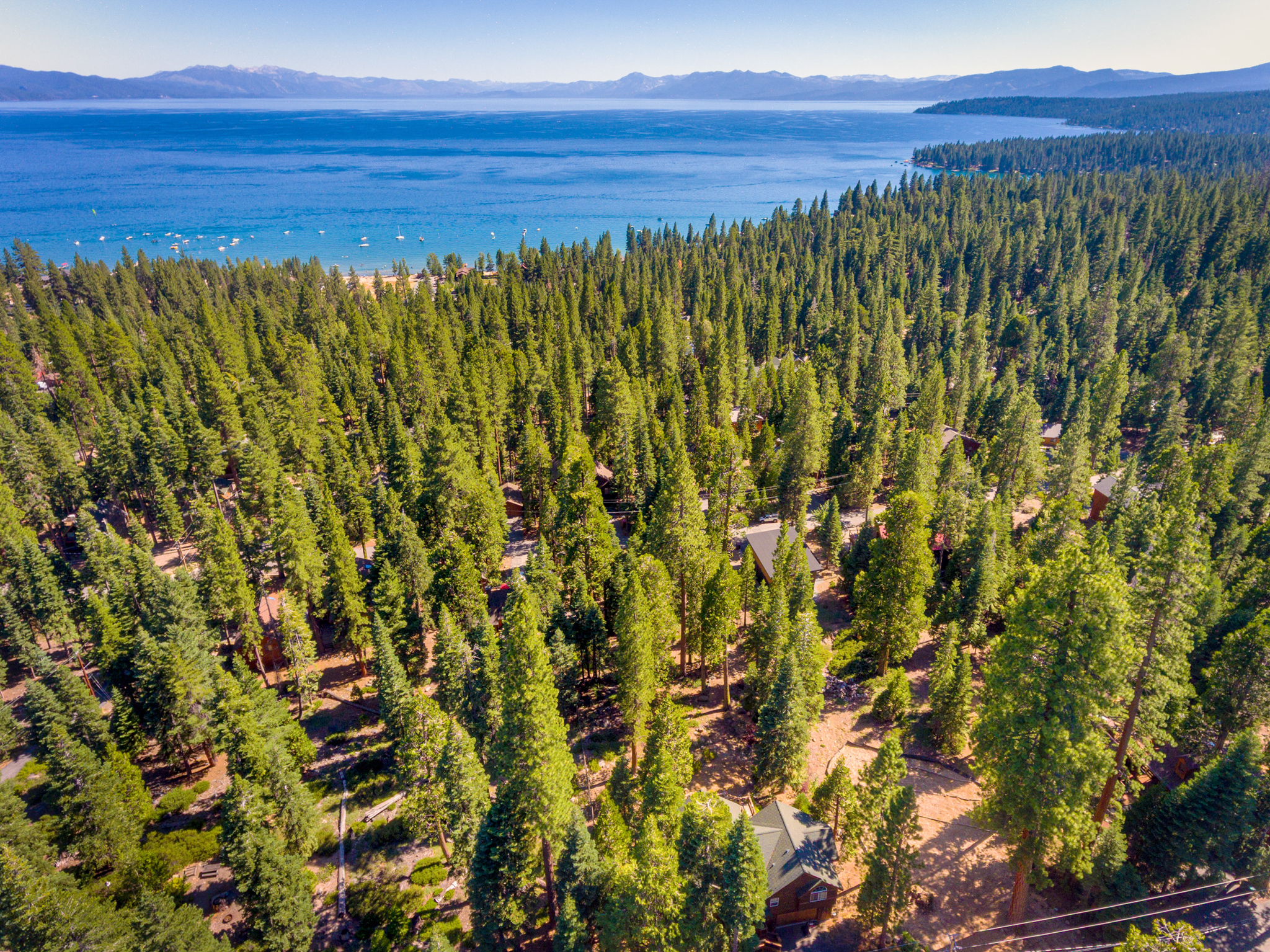  6458 Donner Road, Tahoe Vista, CA 96148 - 物件實景