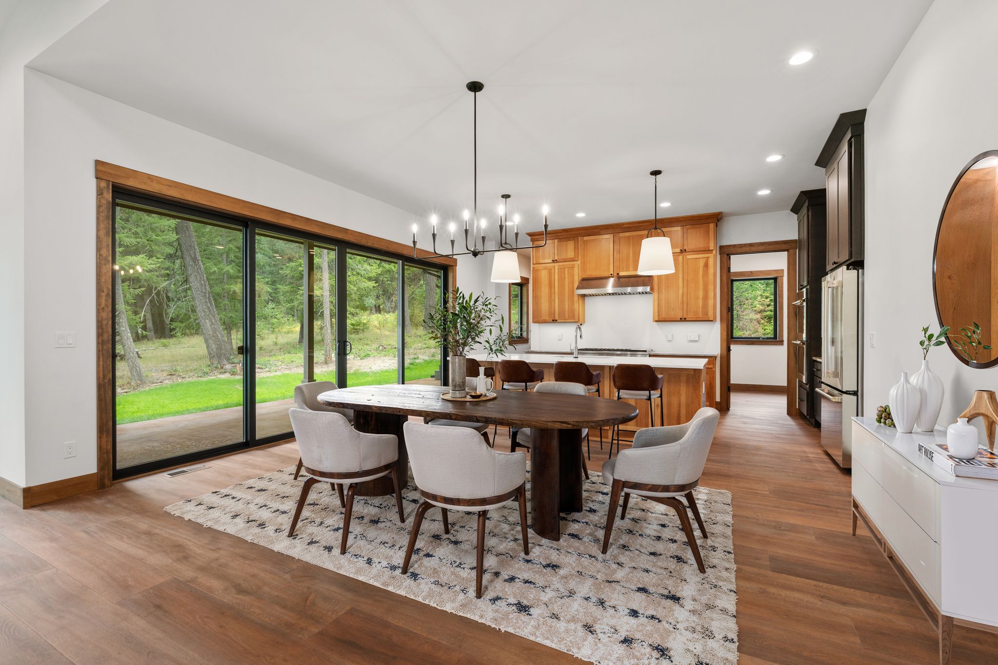 Sandpoint, Idaho, 83864, United States, 3 Bedrooms Bedrooms, ,3 BathroomsBathrooms,Residential,For Sale,1981039