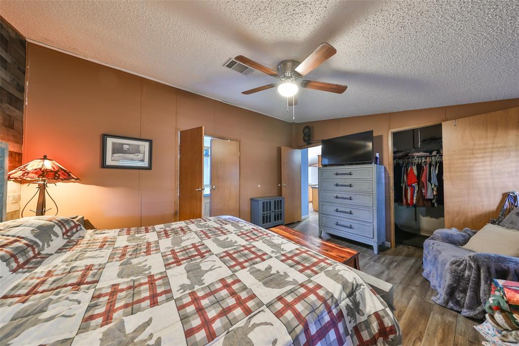 Wimauma, Florida, 33598, United States, 3 Bedrooms Bedrooms, ,2 BathroomsBathrooms,Residential,For Sale,1976753