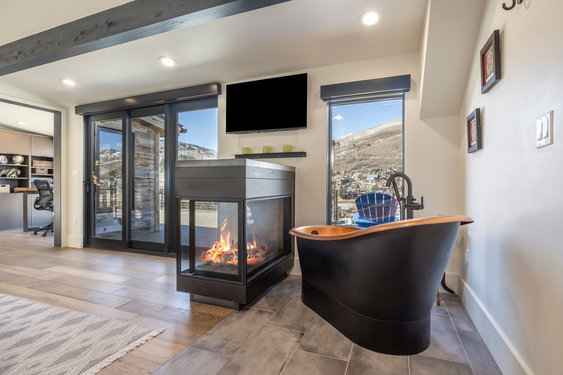  Mountain Modern Masterpiece with Sweeping Old Town and Ski Area Views - 物件實景
