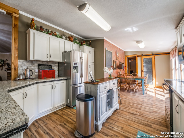 Bandera, Texas, 78003, United States, 4 Bedrooms Bedrooms, ,2 BathroomsBathrooms,Residential,For Sale,1932426