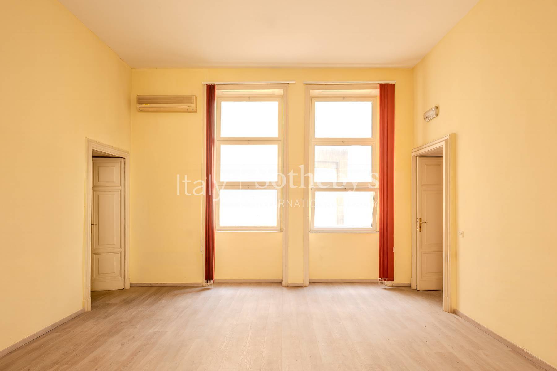  Spacious prestigious apartment on Via Santa Brigida - 物件實景