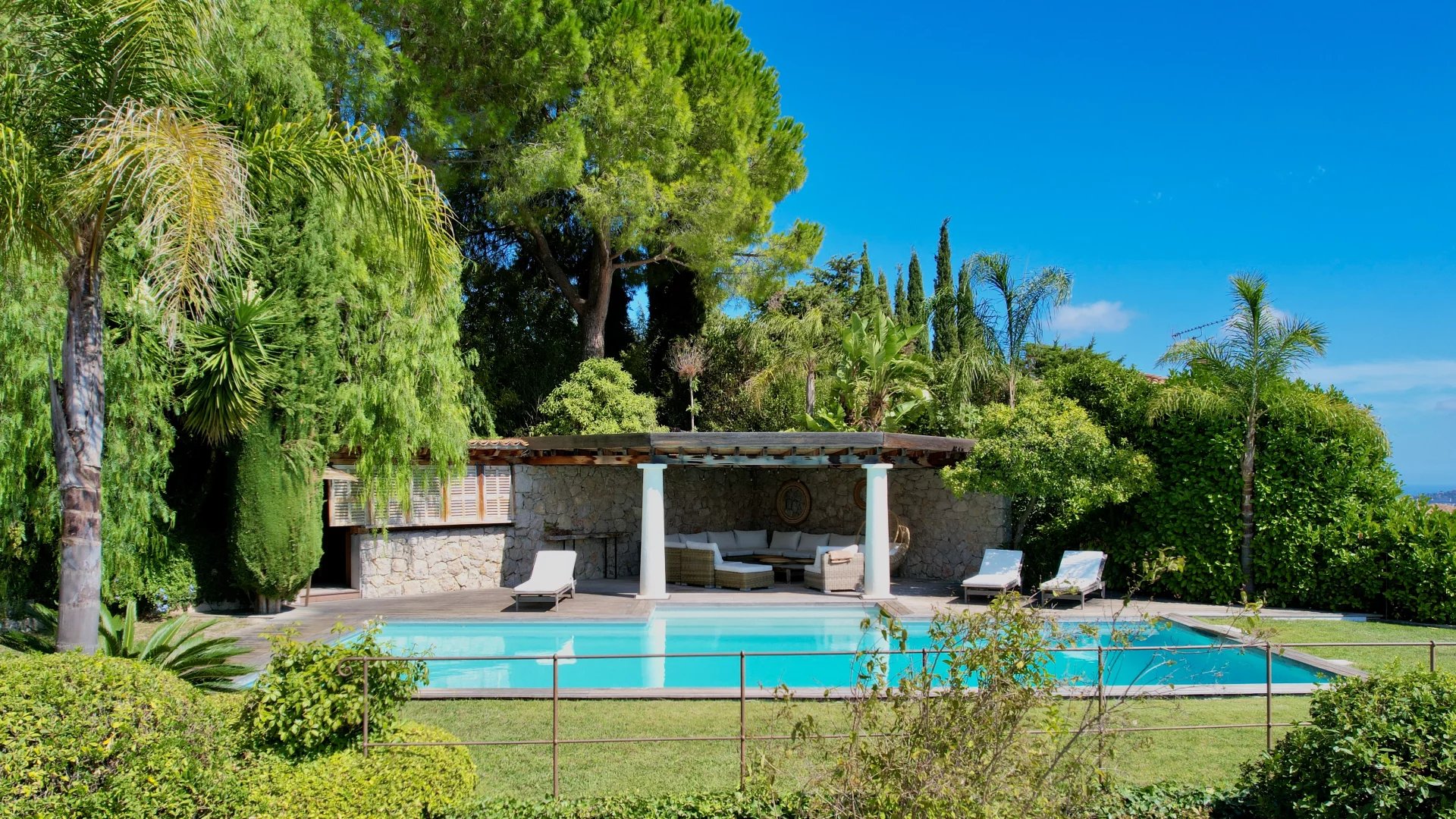 Nice, Provence-Alpes-Côte d’Azur, 06000, FR, 4 Bedrooms Bedrooms, ,6 BathroomsBathrooms,Residential,For Sale,1950974