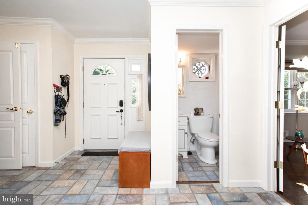 Hightstown, New Jersey, 08520, United States, 5 Bedrooms Bedrooms, ,4 BathroomsBathrooms,Residential,For Sale,1928581