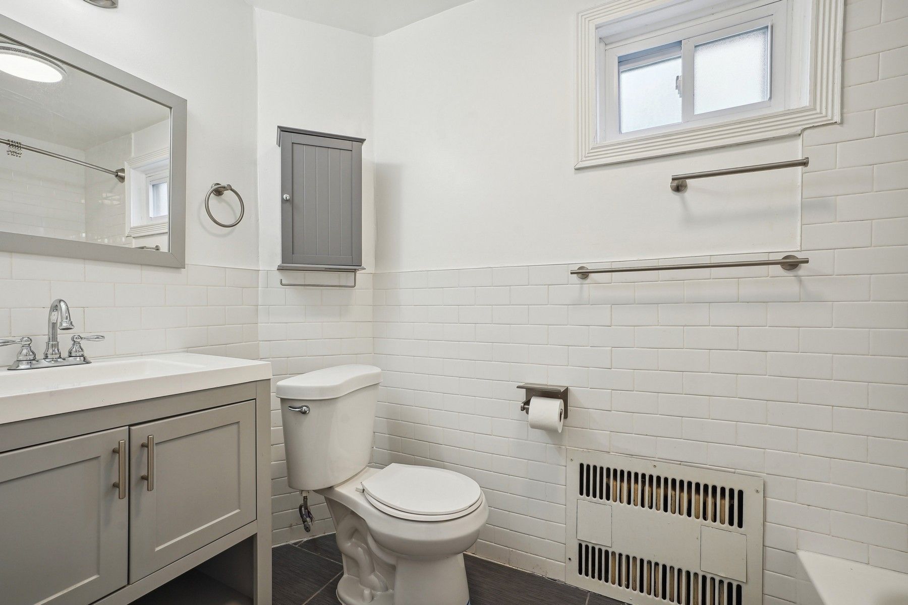  85 Pearsall Ave, Jc, Bergen-lafayett, NJ, 07305 - 物件實景