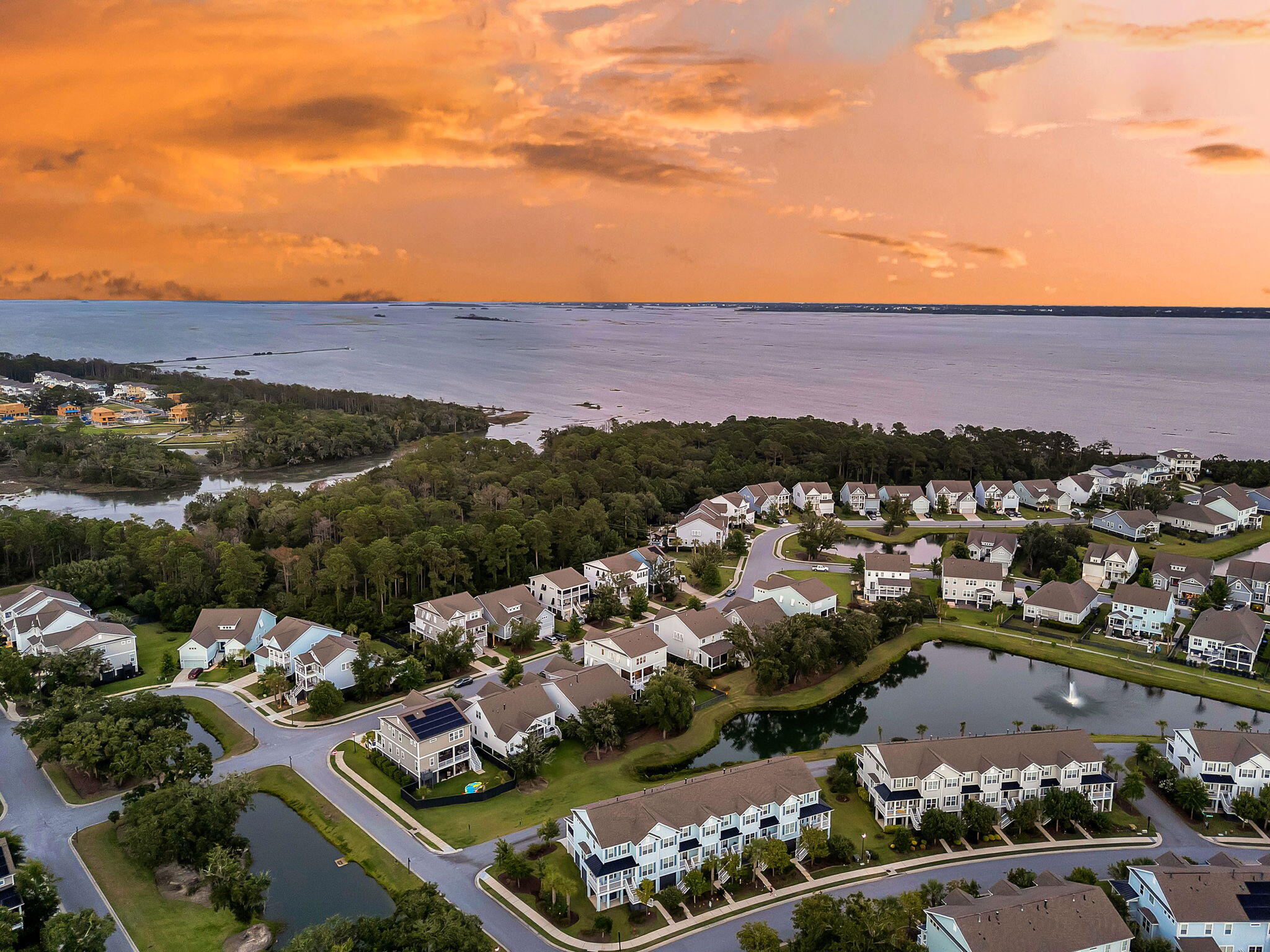 Mount Pleasant, South Carolina, 29466, United States, 4 Bedrooms Bedrooms, ,3 BathroomsBathrooms,Residential,For Sale,1900644
