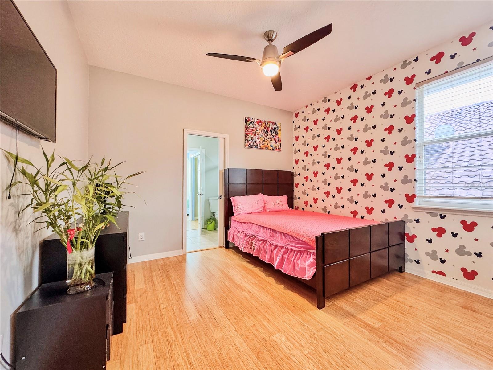 ORLANDO, Florida, 32836, United States, 5 Bedrooms Bedrooms, ,6 BathroomsBathrooms,Residential,For Sale,1983203