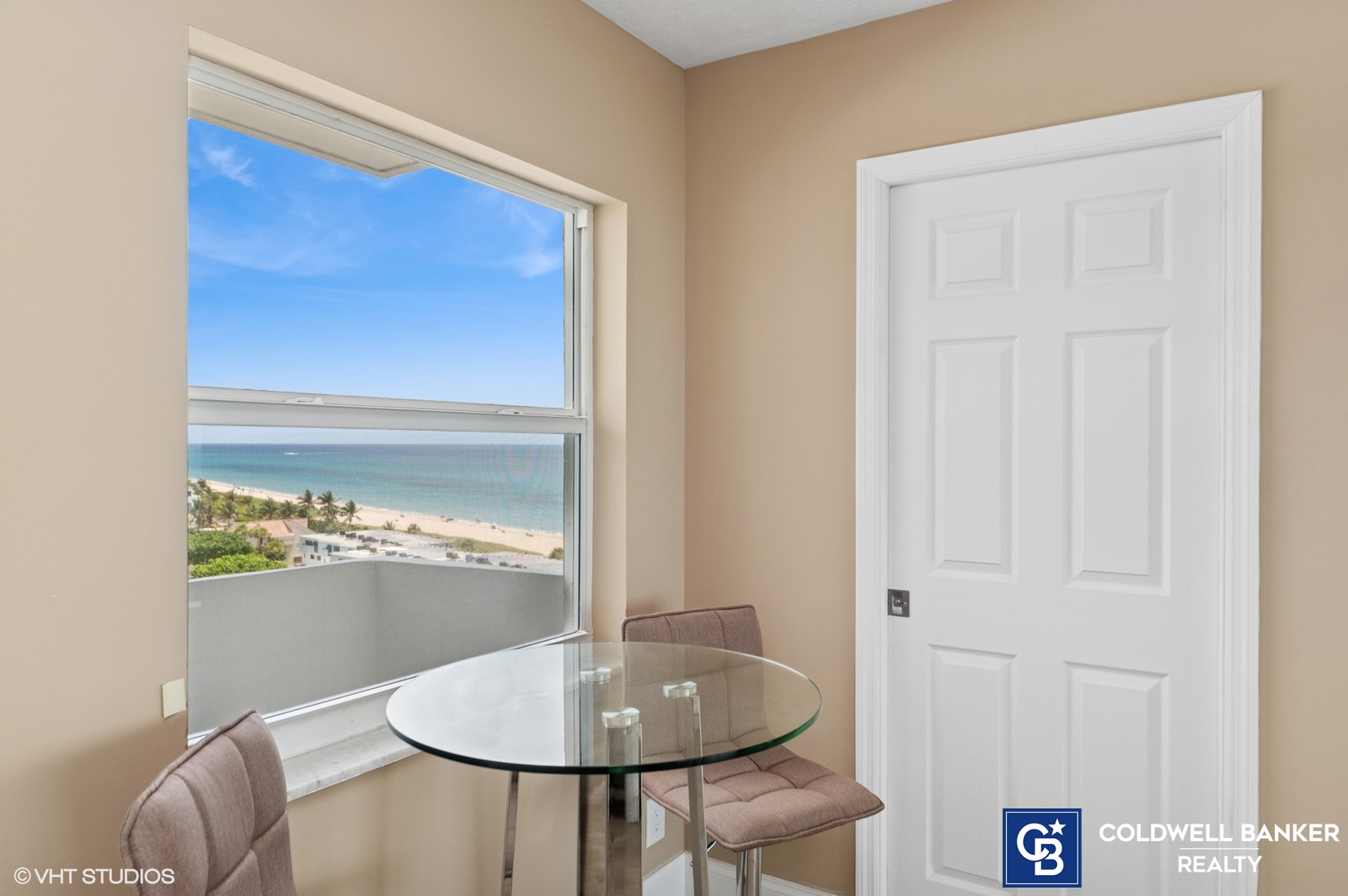 Deerfield Beach, Florida, 33441, United States, 2 Bedrooms Bedrooms, ,3 BathroomsBathrooms,Residential,For Sale,1897586