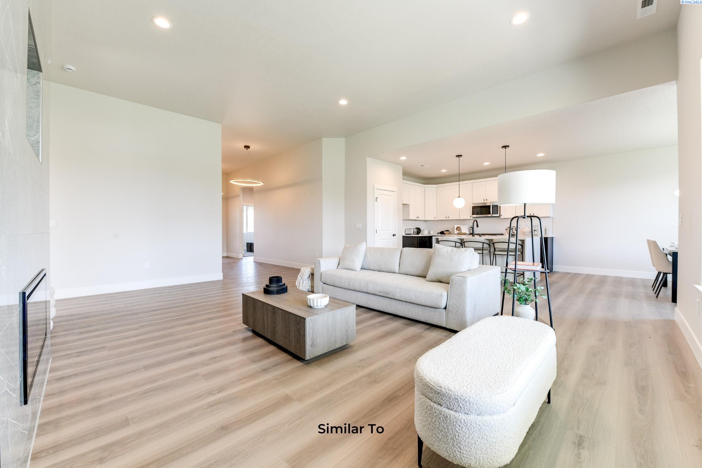 Kennewick, Washington, 99338, United States, 3 Bedrooms Bedrooms, ,1 BathroomBathrooms,Residential,For Sale,1954756