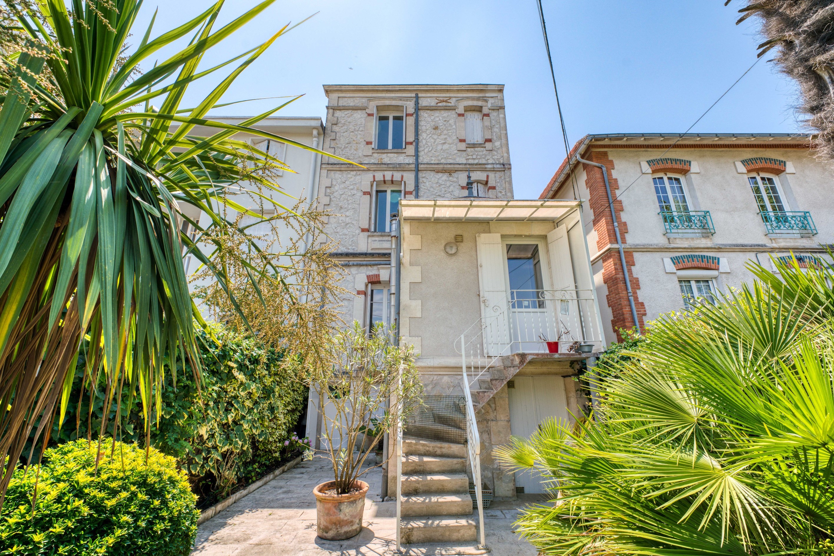  Elegant Belle Époque Villa Facing the Ocean - 物件實景
