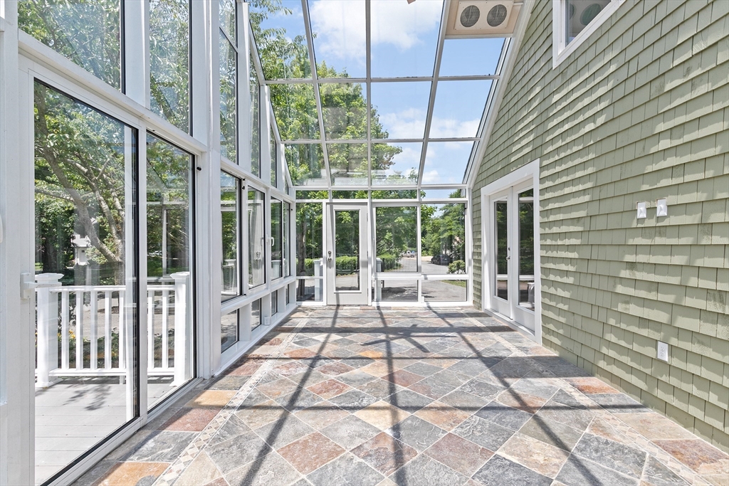 Bourne, Massachusetts, 02562, United States, 4 Bedrooms Bedrooms, ,4 BathroomsBathrooms,Residential,For Sale,1940930