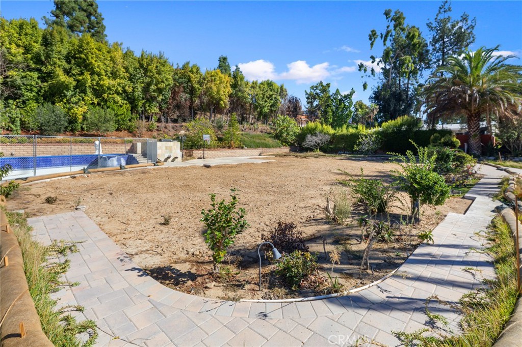 Pasadena, California, 91107, United States, 4 Bedrooms Bedrooms, ,3 BathroomsBathrooms,Residential,For Sale,1989049