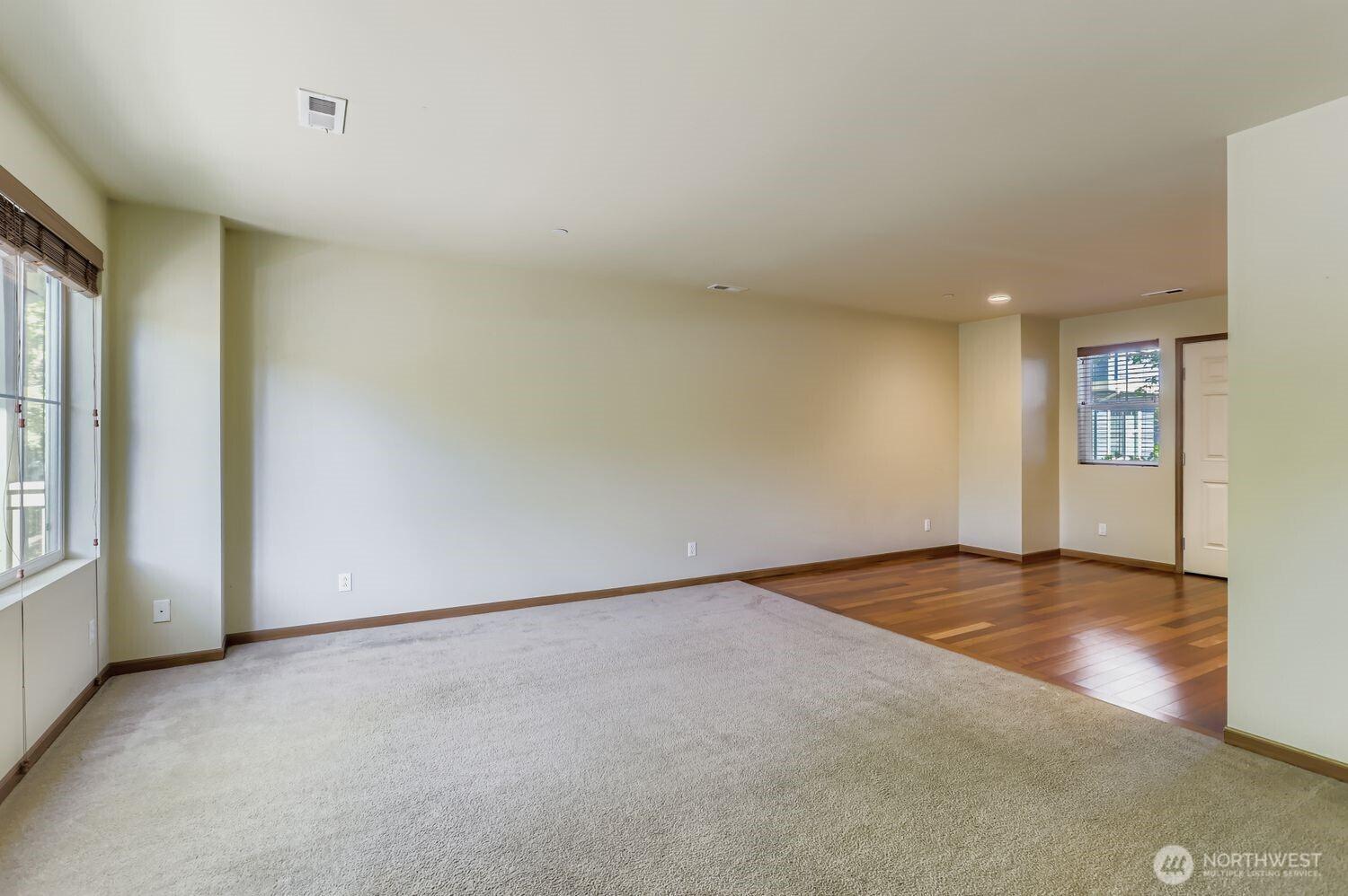 ISSAQUAH, Washington, 98029, United States, 4 Bedrooms Bedrooms, ,2 BathroomsBathrooms,Residential,For Sale,1951162