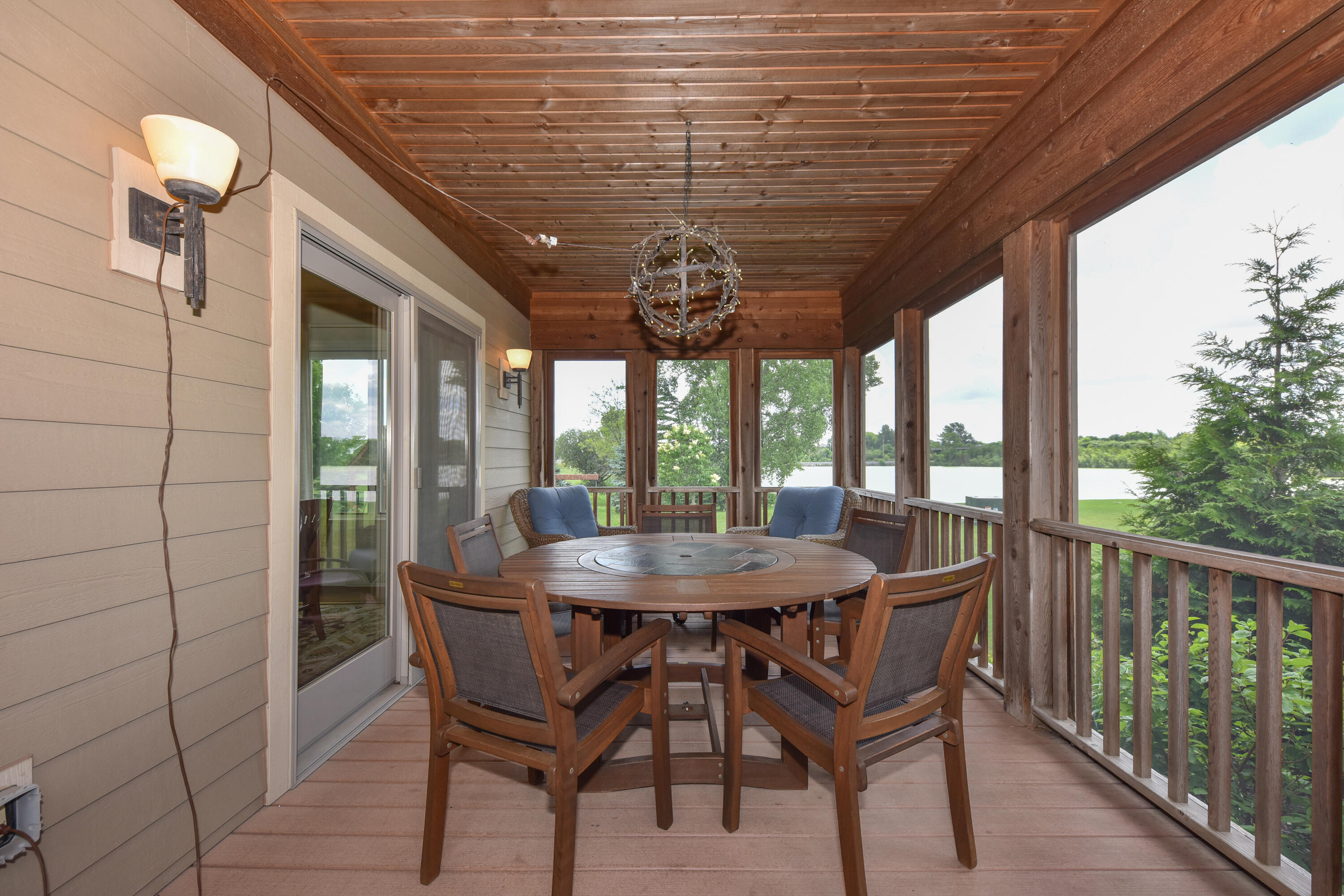 Cedar Grove, Wisconsin, 53013, United States, 3 Bedrooms Bedrooms, ,3 BathroomsBathrooms,Residential,For Sale,1967811