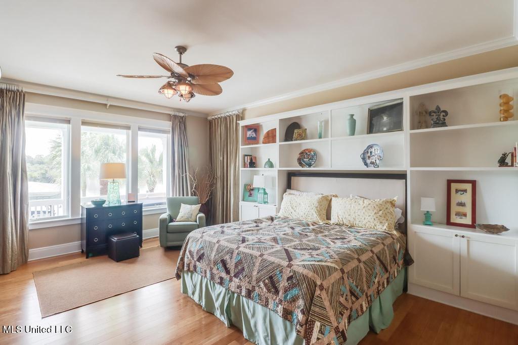 Gulfport, Mississippi, 39507, United States, 4 Bedrooms Bedrooms, ,3 BathroomsBathrooms,Residential,For Sale,1903526