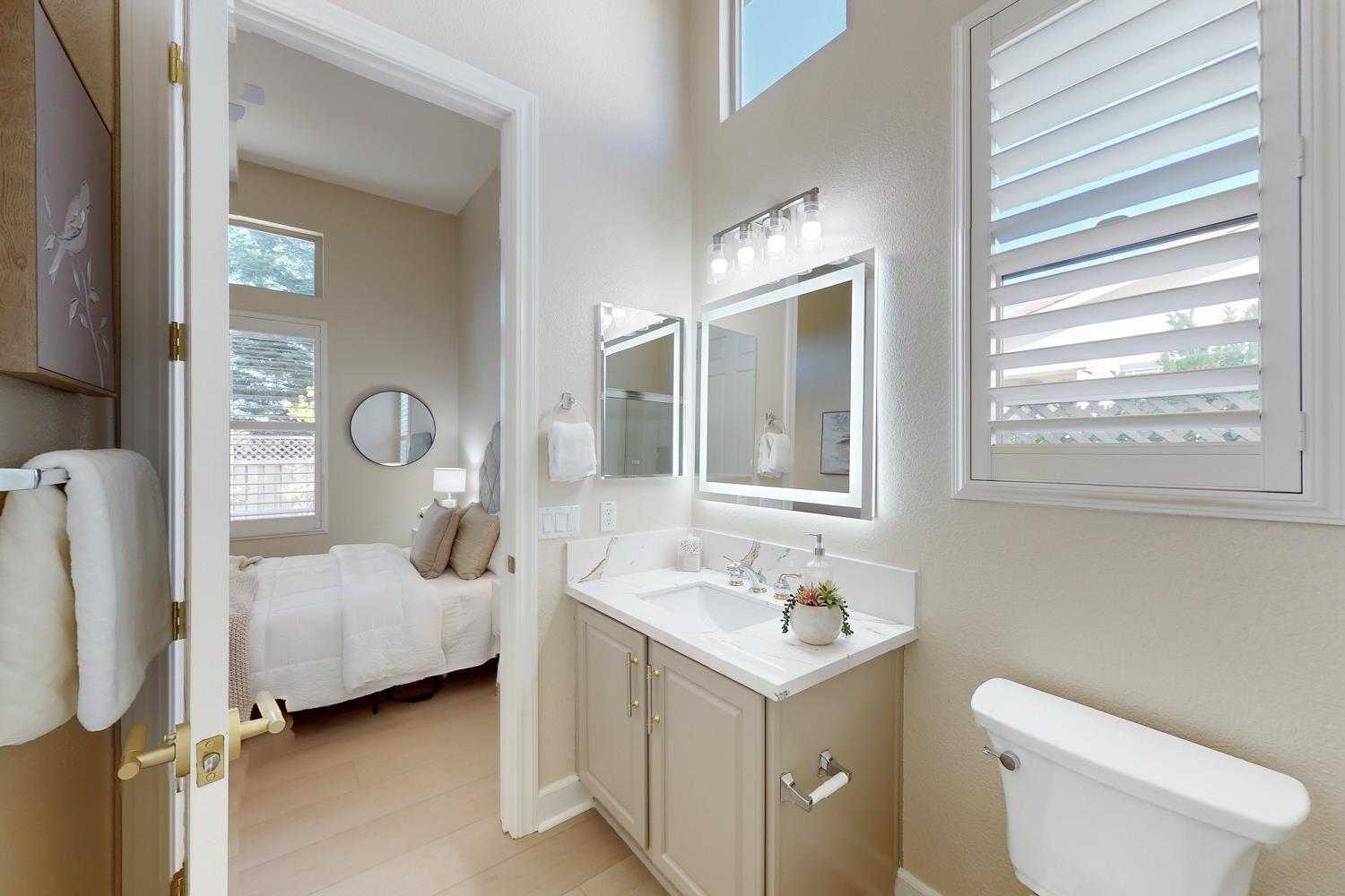 Lincoln, California, 95648, United States, 2 Bedrooms Bedrooms, ,3 BathroomsBathrooms,Residential,For Sale,1942522