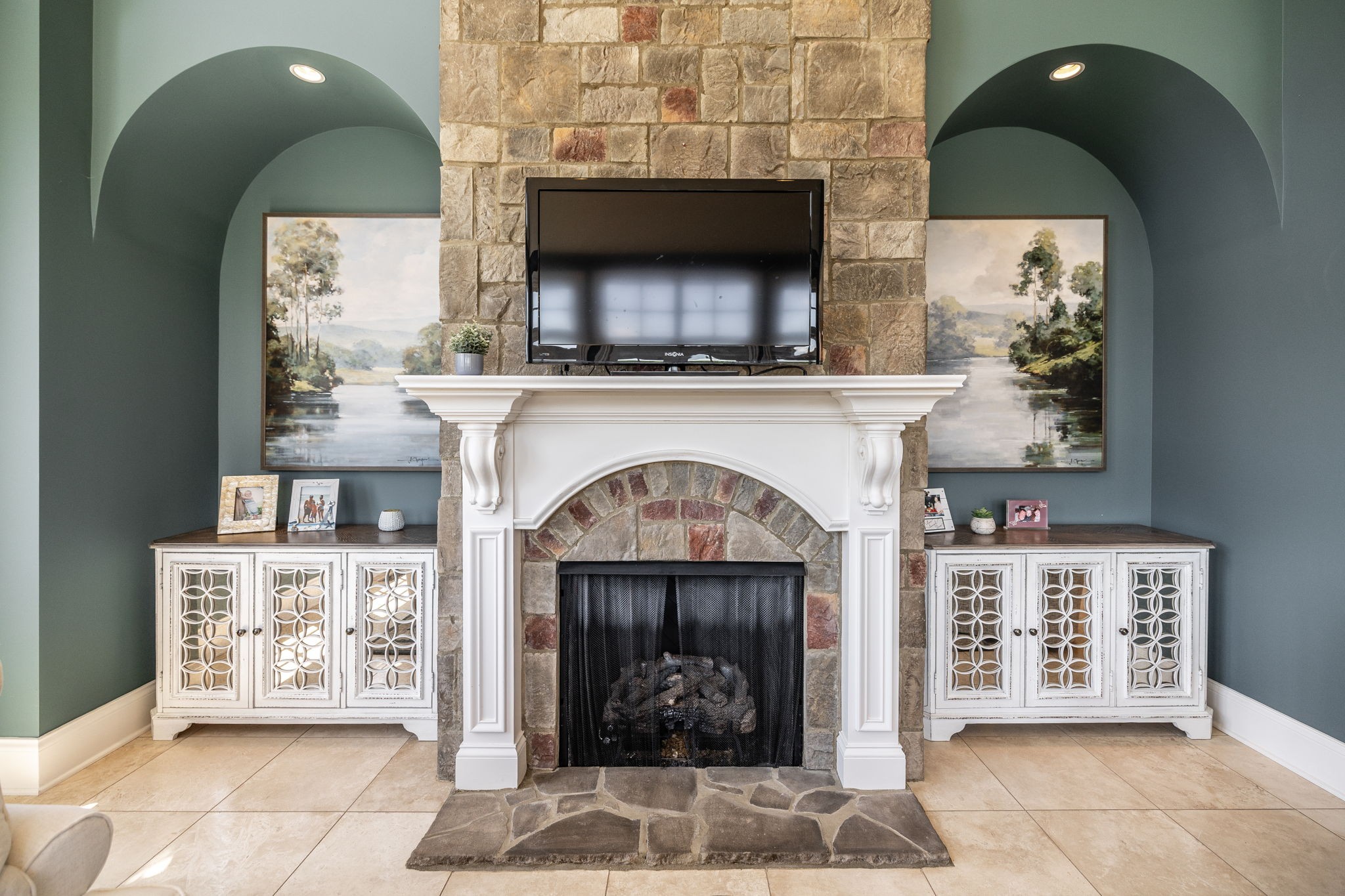 Greenbrier, Tennessee, 37073, United States, 5 Bedrooms Bedrooms, ,6 BathroomsBathrooms,Residential,For Sale,1827902