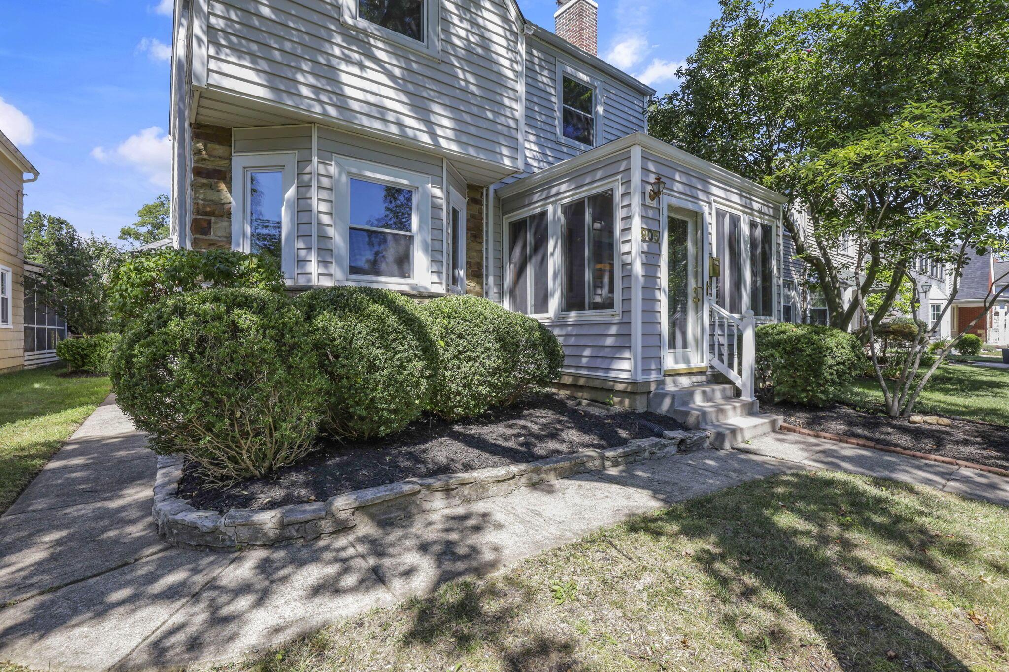 Bexley, Ohio, 43209, United States, 4 Bedrooms Bedrooms, ,3 BathroomsBathrooms,Residential,For Sale,1978539