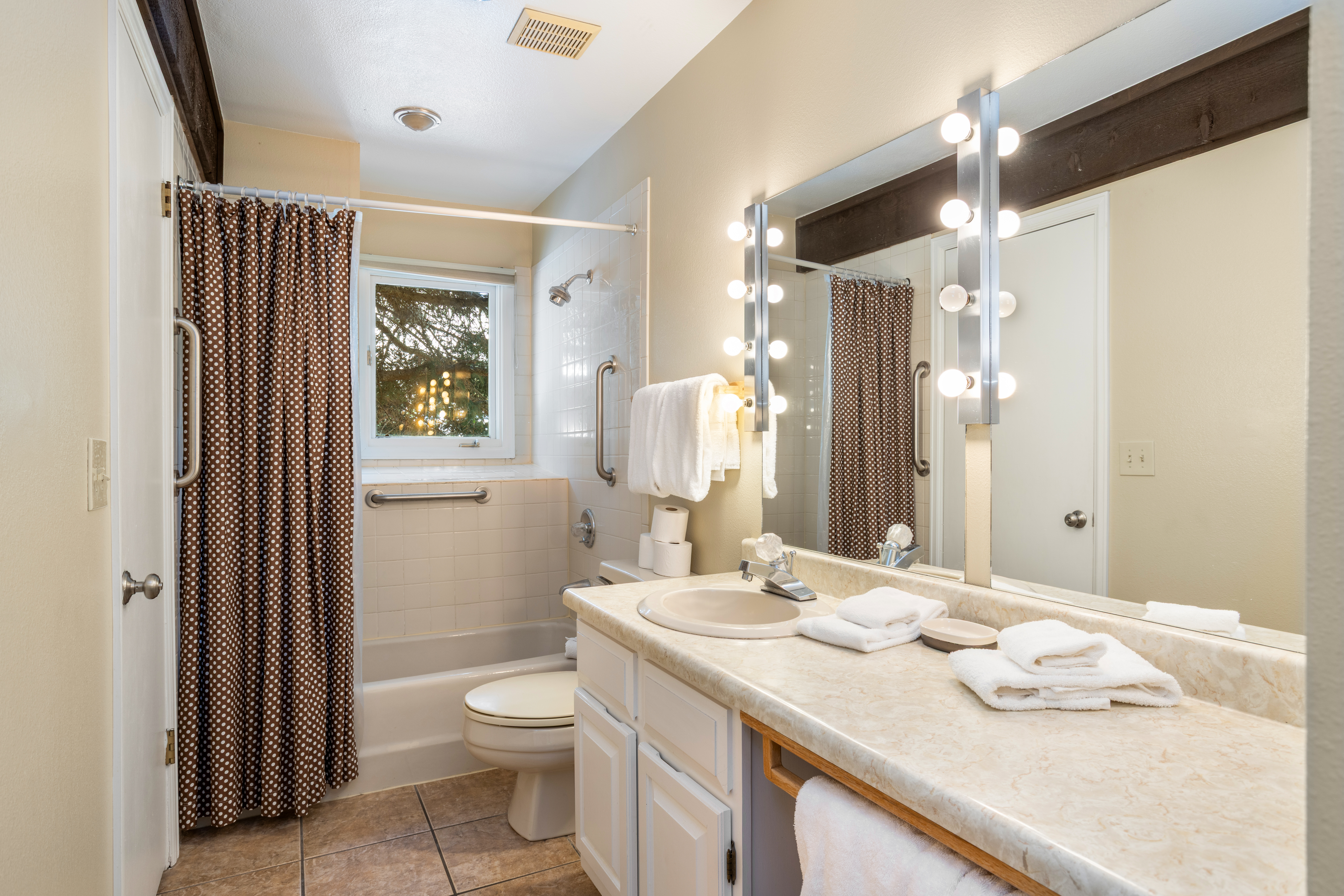  Spacious Homesite In One of Vail