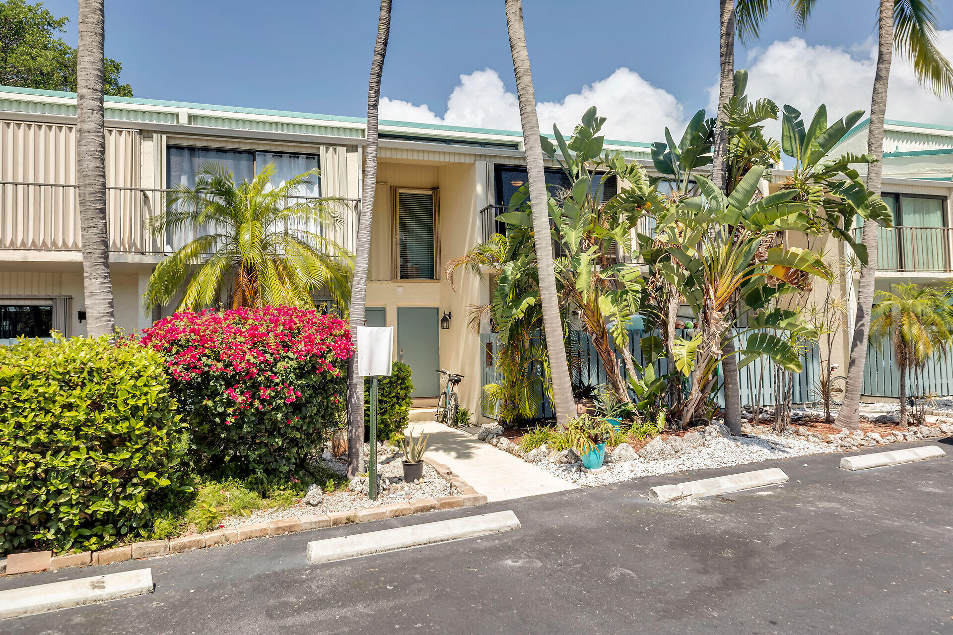 87200 Overseas Highway, S4, ISLAMORADA, Florida, 33036, United States, 3 Bedrooms Bedrooms, ,2 BathroomsBathrooms,Residential,For Sale,87200 Overseas Highway, S4,1554467