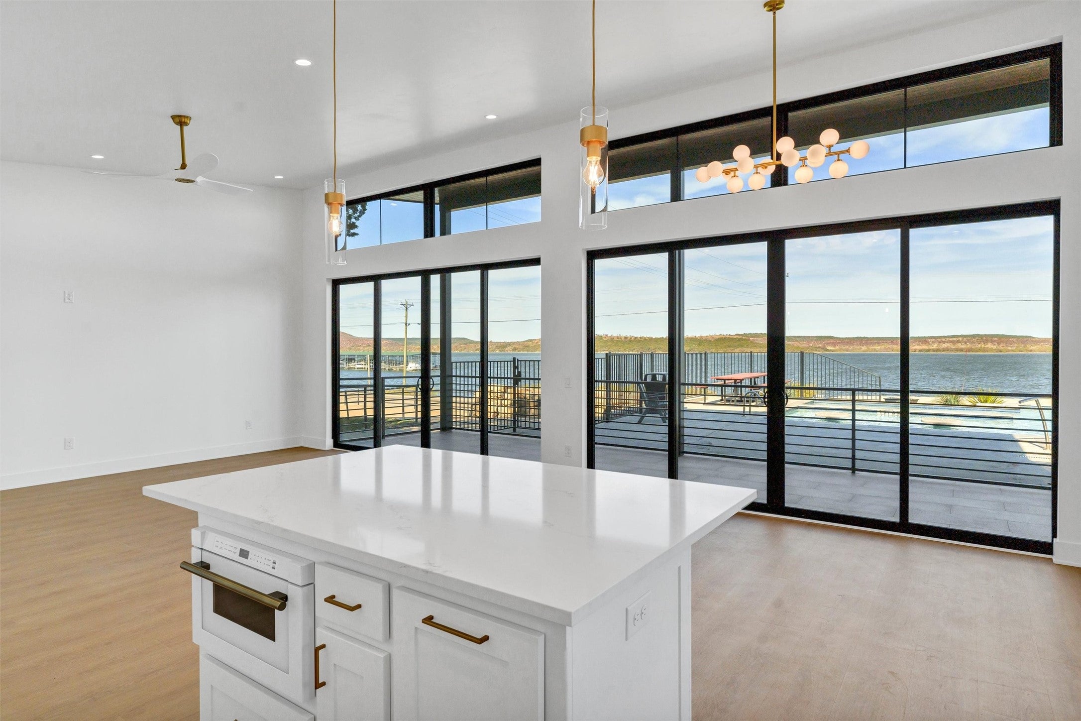 Graford, Texas, 76449, United States, 3 Bedrooms Bedrooms, ,2 BathroomsBathrooms,Residential,For Sale,2005673