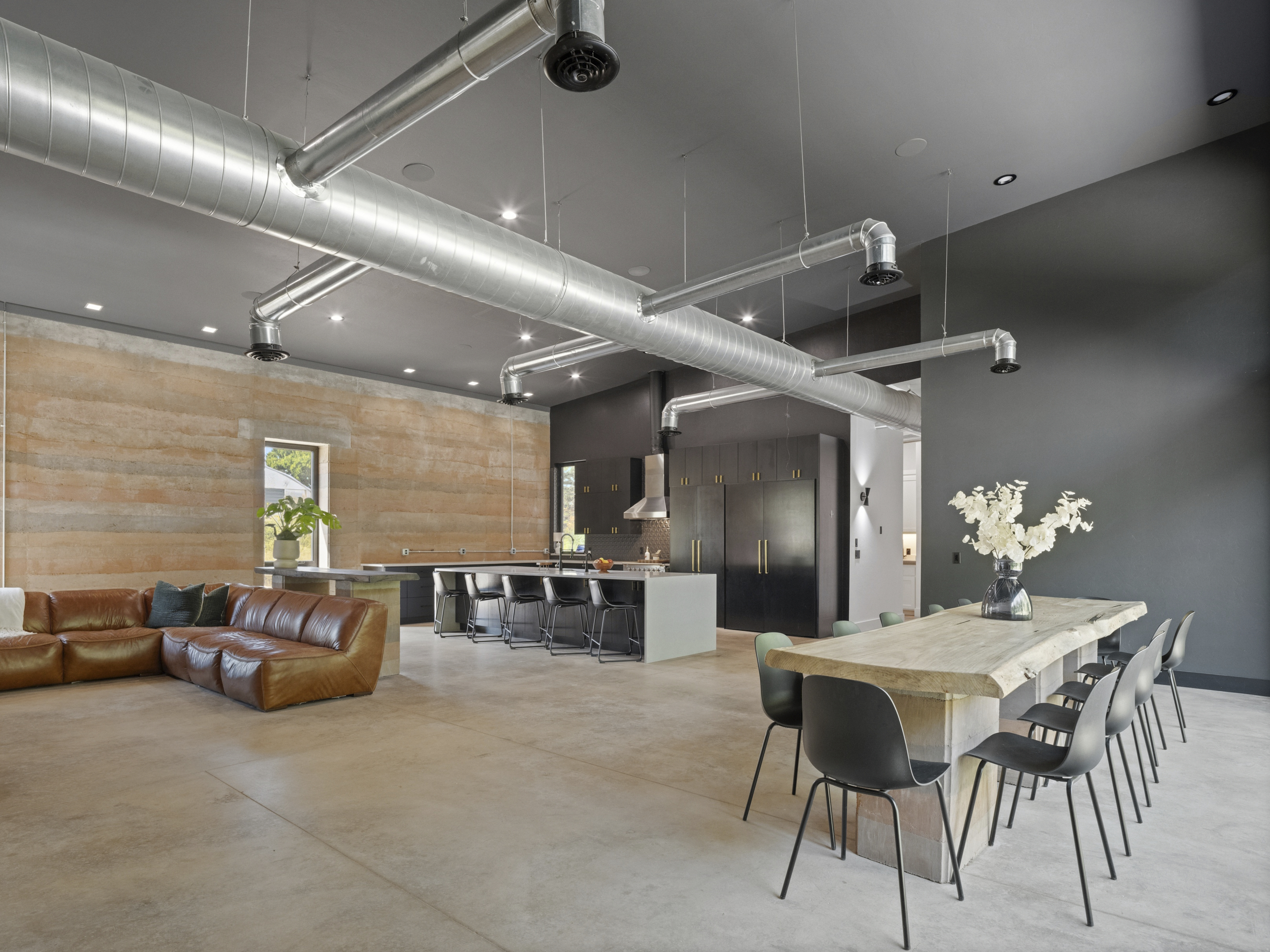  13501 North Midwest Boulevard, Jones, OK 73049 - 物件實景