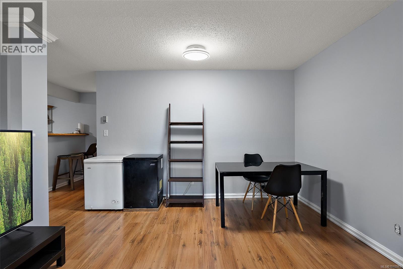LANGFORD, British Columbia, V9B 2R8, CA, 3 Bedrooms Bedrooms, ,1 BathroomBathrooms,Residential,For Sale,1917446