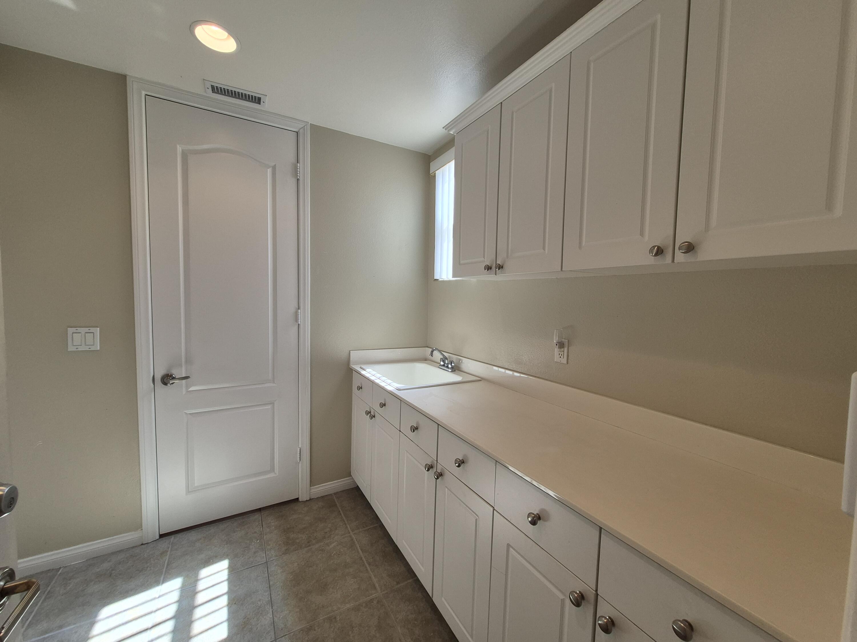 Cathedral City, California, 92234, United States, 4 Bedrooms Bedrooms, ,2 BathroomsBathrooms,Residential,For Sale,1995636