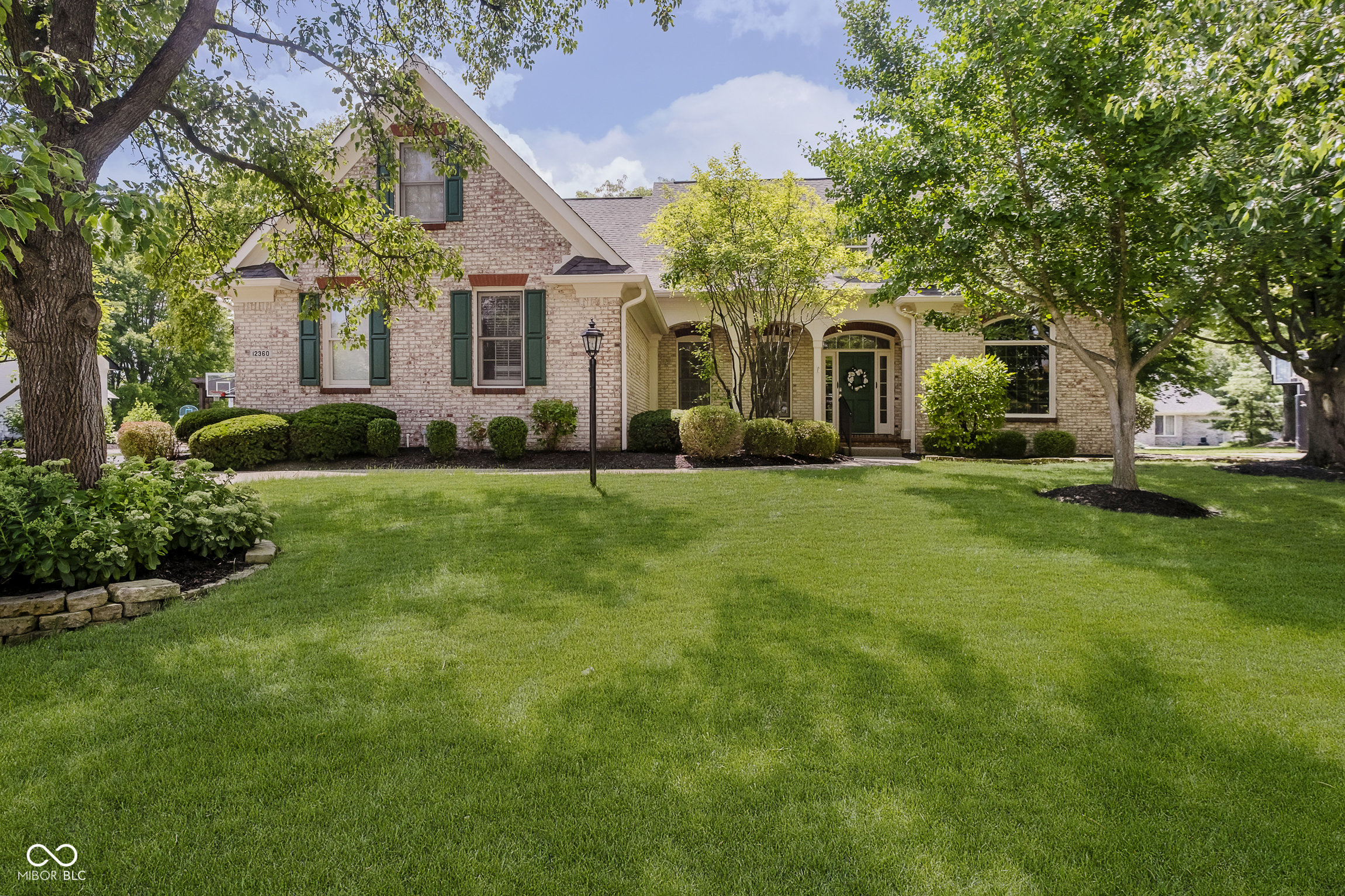 Carmel, Indiana, 46033, United States, 4 Bedrooms Bedrooms, ,4 BathroomsBathrooms,Residential,For Sale,1893581