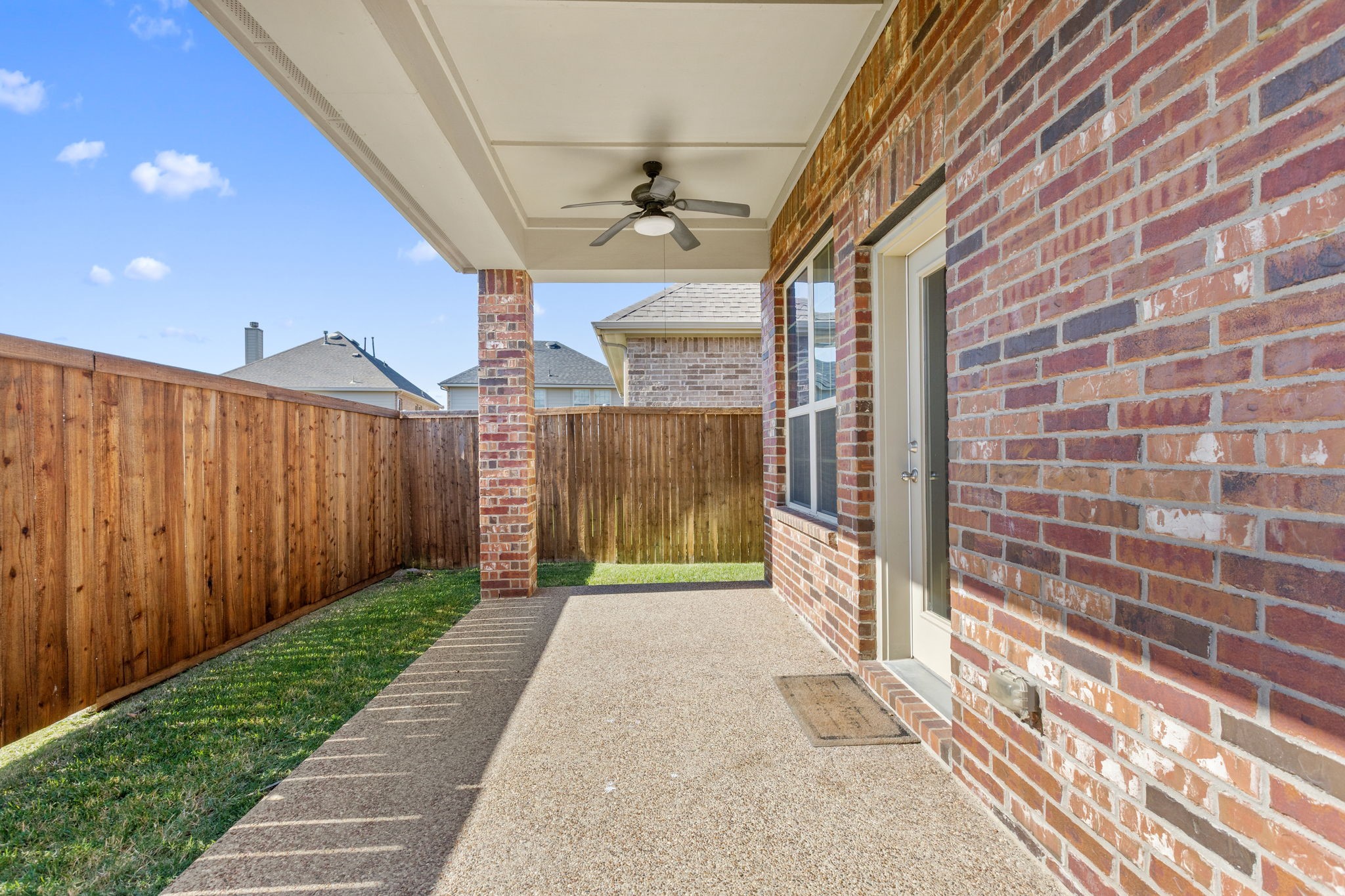 Lewisville, Texas, 75056, United States, 4 Bedrooms Bedrooms, ,3 BathroomsBathrooms,Residential,For Sale,1989126