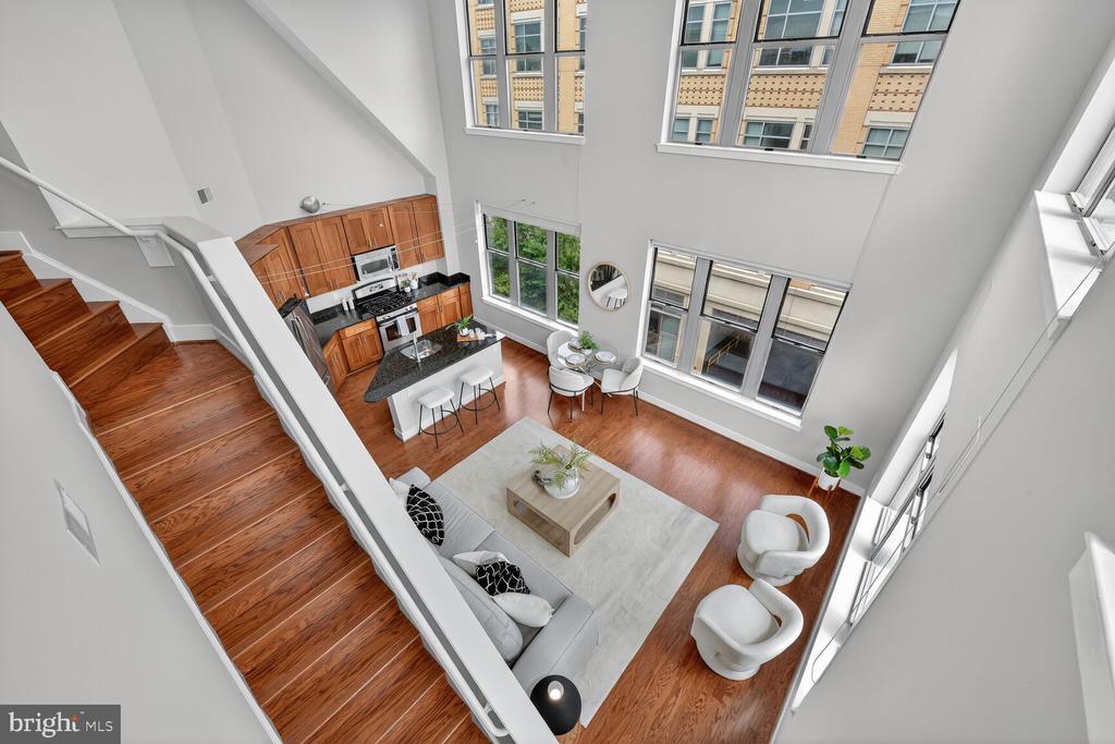 Arlington, Virginia, 22201, United States, 2 Bedrooms Bedrooms, ,2 BathroomsBathrooms,Residential,For Sale,1927773
