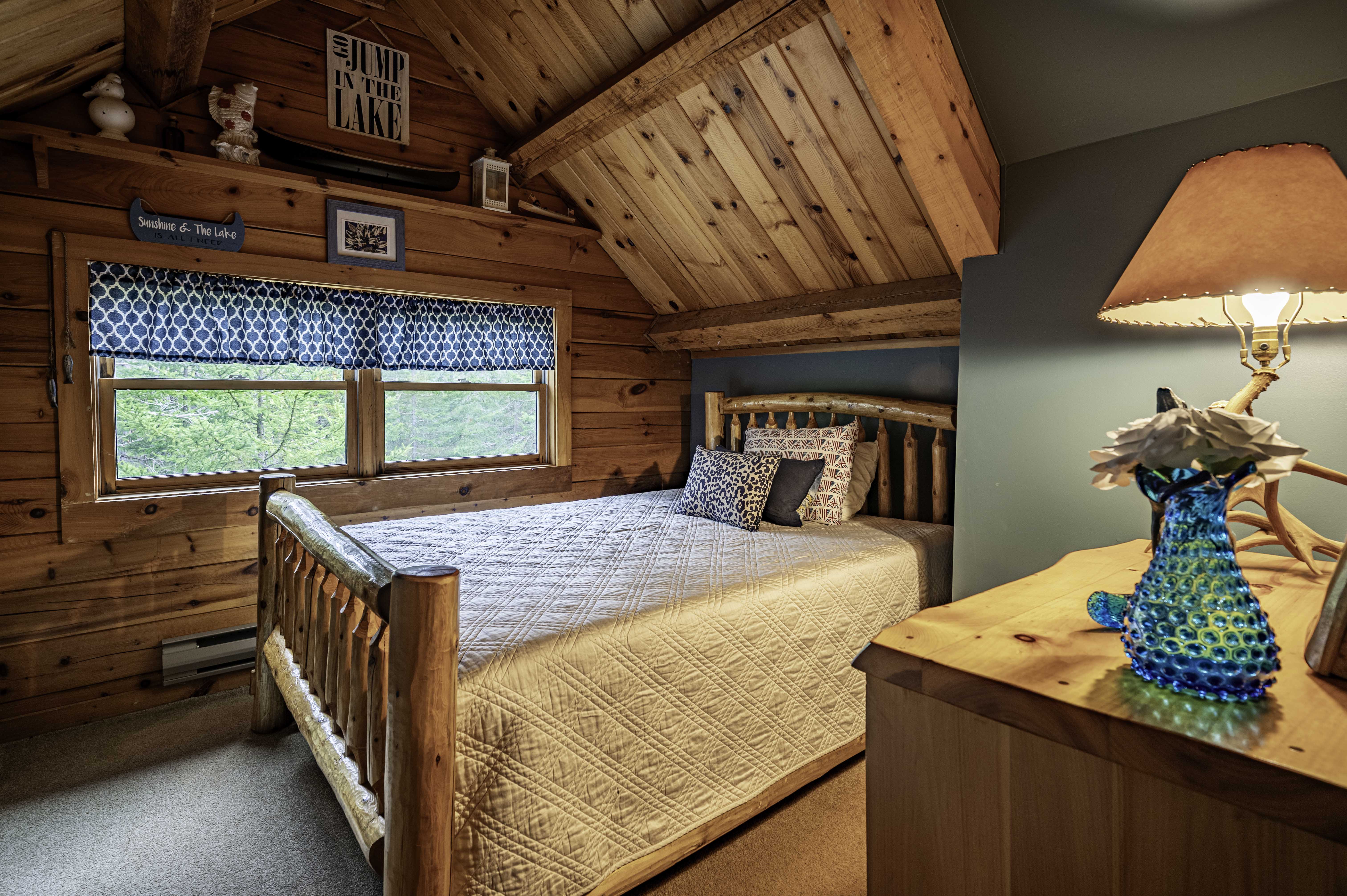  A Classic Adirondack Log Home on Pristine First Lake Frontage - 物件實景