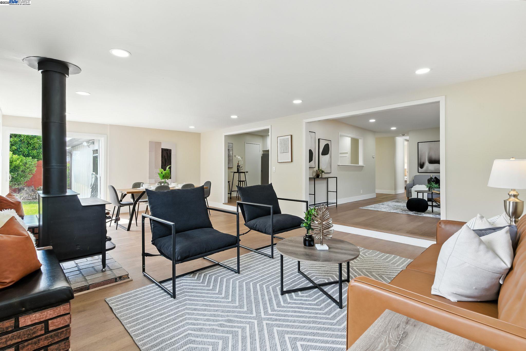 Newark, California, 94560, United States, 3 Bedrooms Bedrooms, ,2 BathroomsBathrooms,Residential,For Sale,1947104